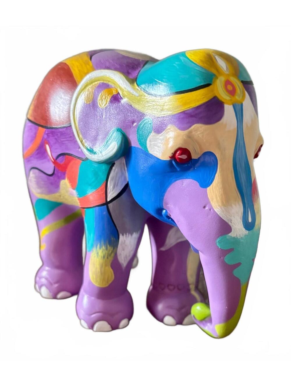 Tanom K. Signed Elephant Sculpture 7/1500 E.P. 2009 Hand Painted Figurine